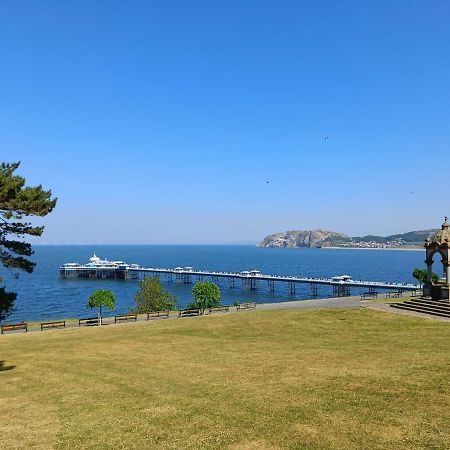 Granby House Hotel ลันดิดโน ภายนอก รูปภาพ