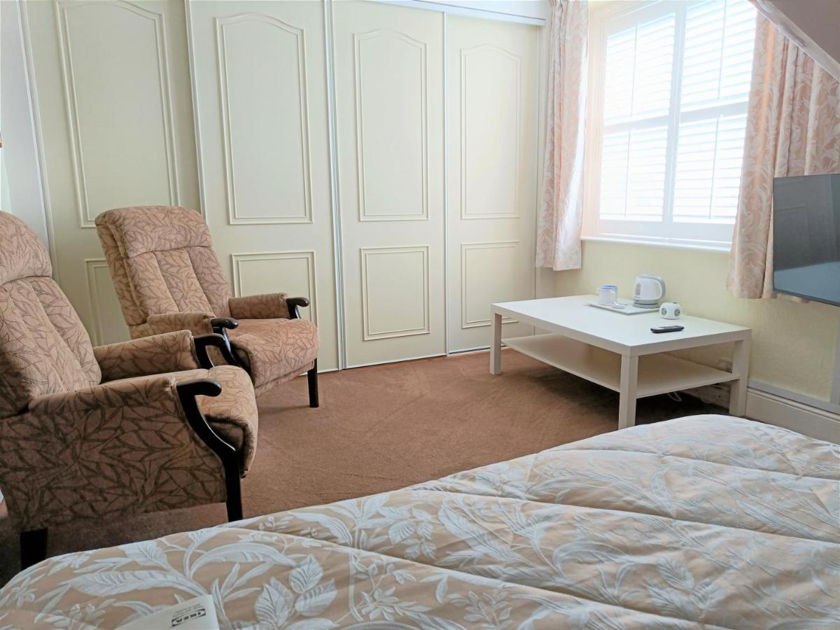 Granby House Hotel ลันดิดโน ภายนอก รูปภาพ